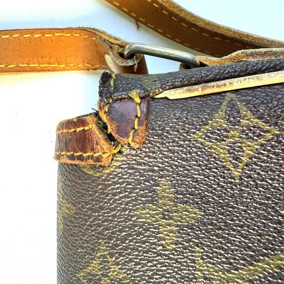 Vintage Louis Vuitton Saint Cloud Crossbody – Monogram, Custom Strap Patina RARE - Picture 14 of 16